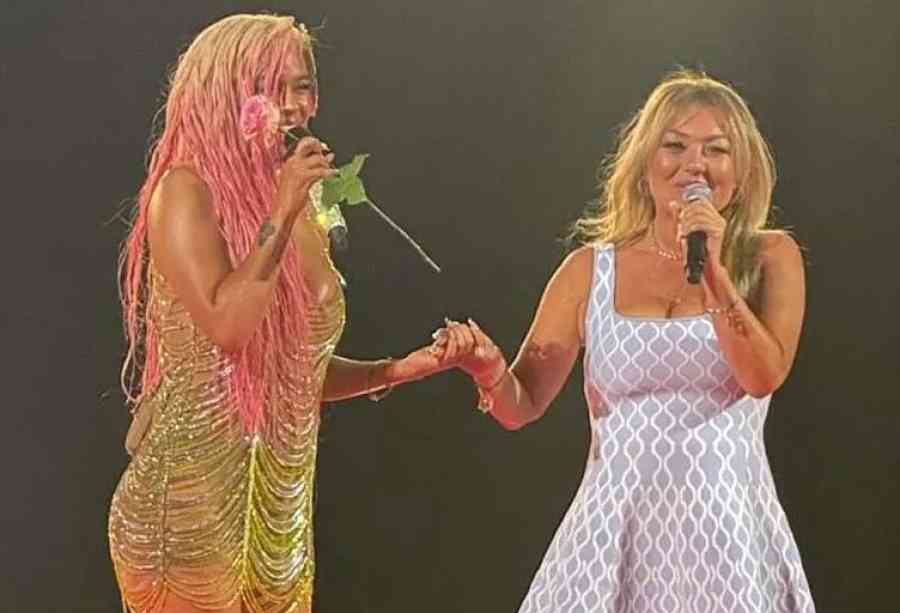 Karol G trae de vuelta a Amaia Montero tras estar cinco años alejada de los escenarios