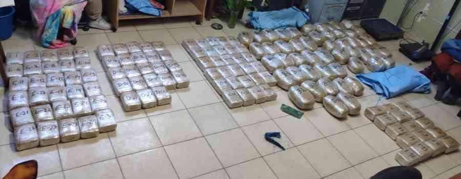Mujer fue hallada con más de 156 kilos de marihuana en Tarija