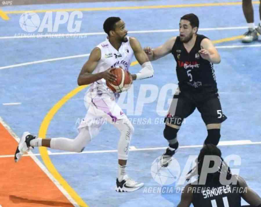 Tarija Básquetbol supera a CARL A-Z y va por Pichincha en la semifinal