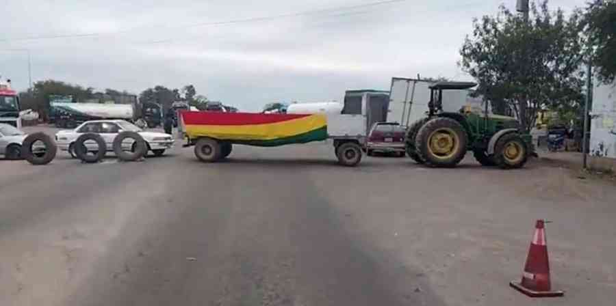Bloqueo en Campo Pajoso interrumpe el tránsito entre Yacuiba, Tarija y Santa Cruz