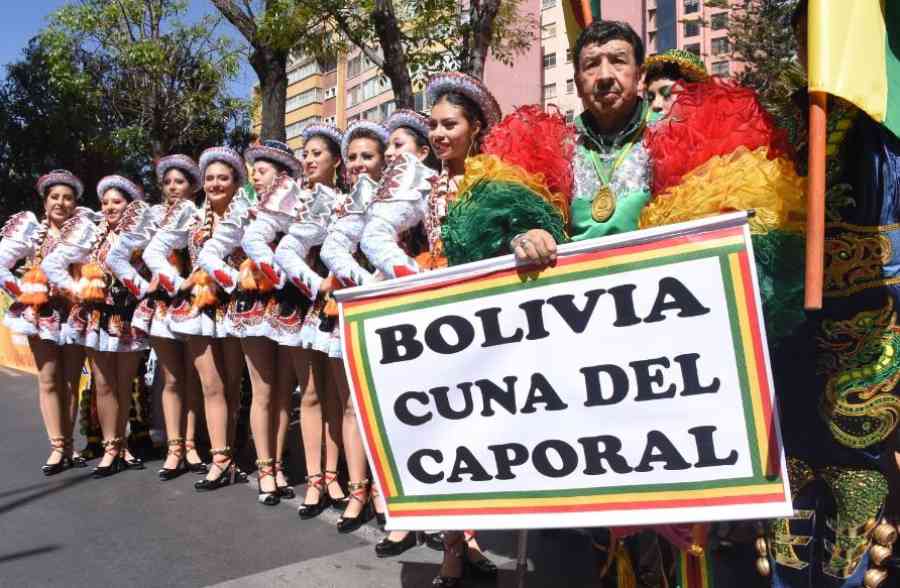 Contra el plagio, danzas bolivianas fueron bailadas en 132 ciudades del mundo