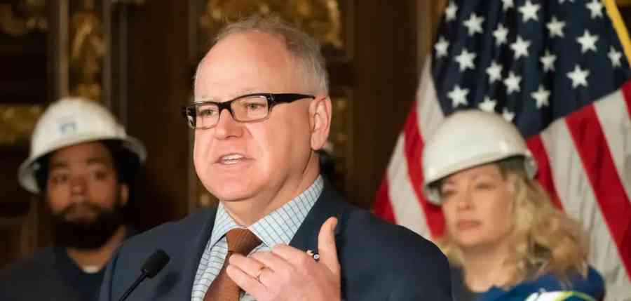 Kamala Harris nombra a Tim Walz candidato a vicepresidente