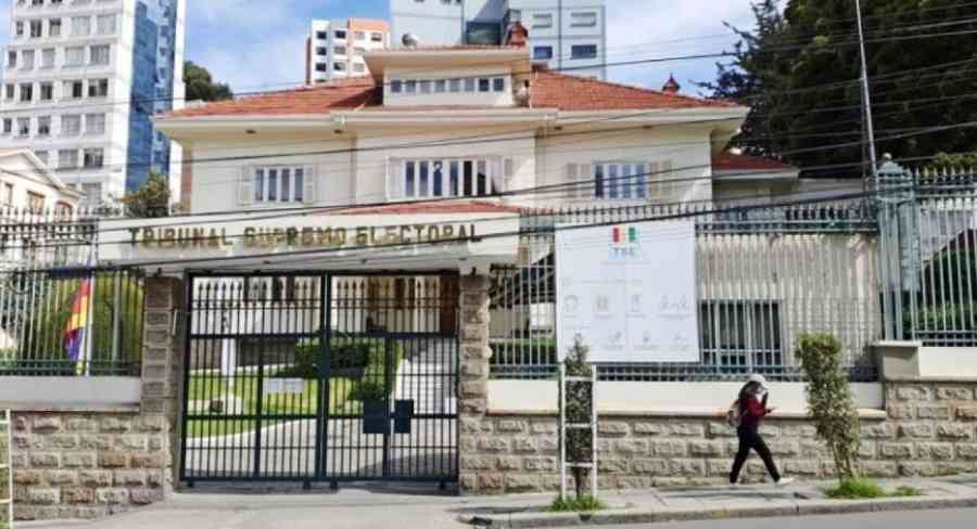 El TSE realiza pruebas del nuevo sistema de TREP