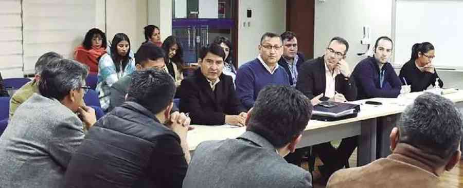 Gobernadores piden reporte previo del censo y un debate sobre tres competencias