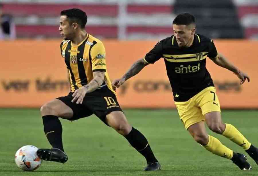 The Strongest no pudo golear a Peñarol y quedó eliminado de la Copa Libertadores