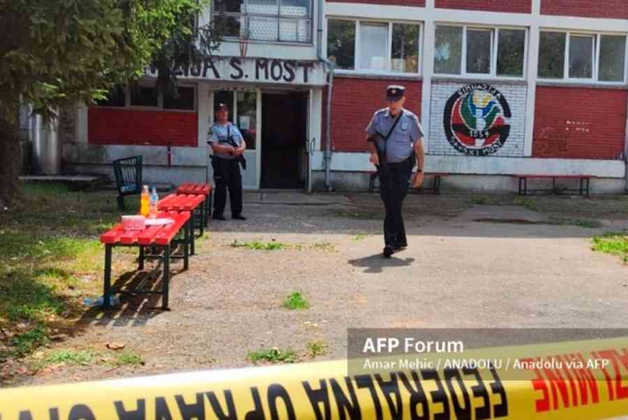 Tres muertos en un tiroteo en una escuela en Bosnia, según la policía