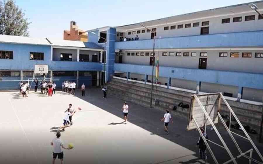 Alcaldía de Tarija realiza operativos para evitar la venta de bebidas alcohólicas en alrededores de colegios