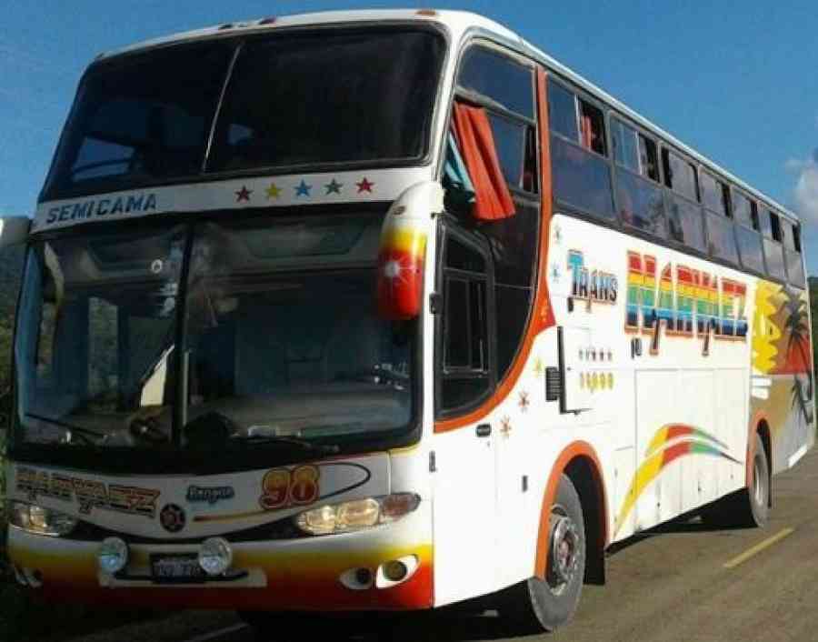 Detectan un bus Narváez "disfrazado" con logo de otra empresa en Villazón