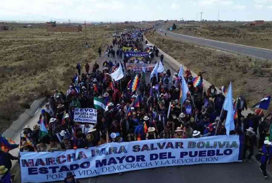 Ministro Montaño dice que Evo “busca muertos” y que su marcha “es una cobardía”