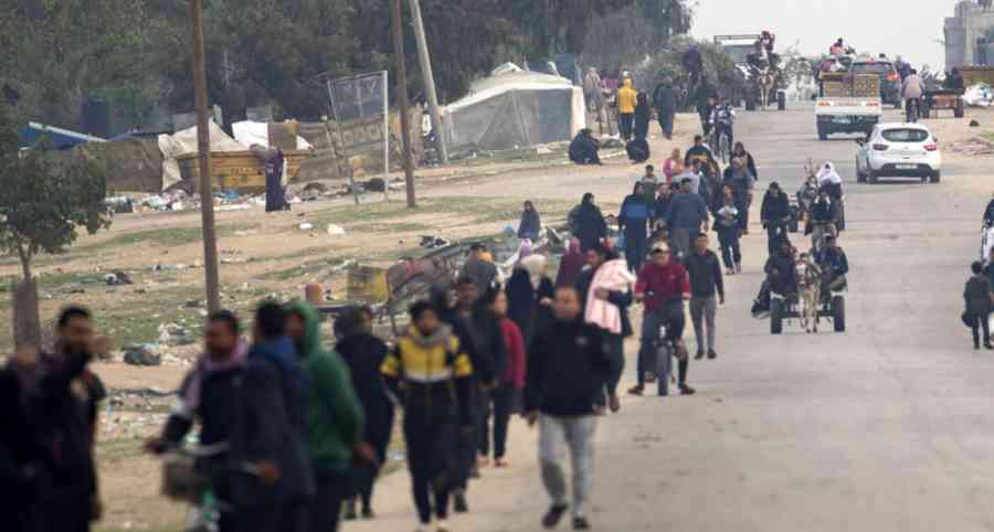 Miles de personas huyen a Siria tras bombardeos israelíes en Líbano
