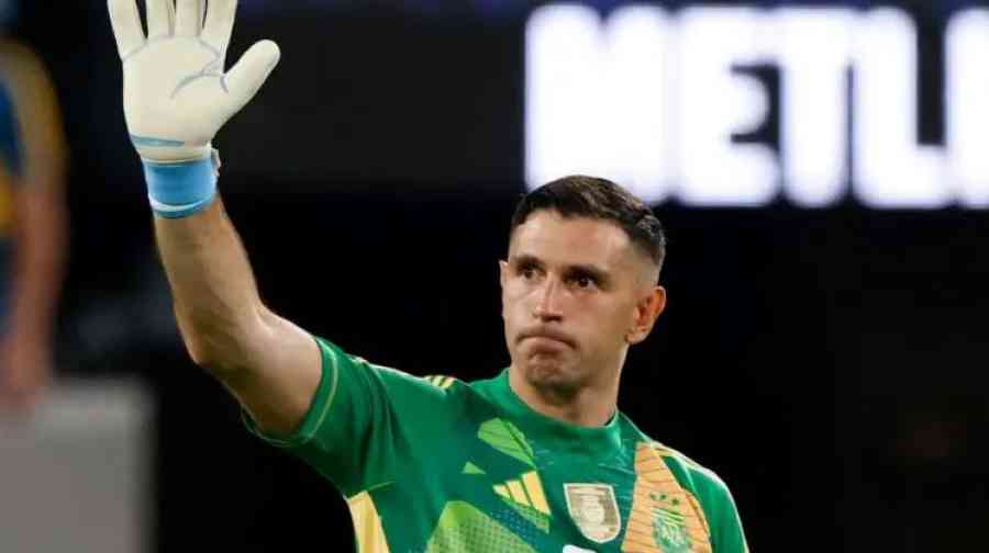‘Dibu’ Martínez pide perdón tras ser sancionado por la FIFA: “Me disculpo si ofendí a alguien”