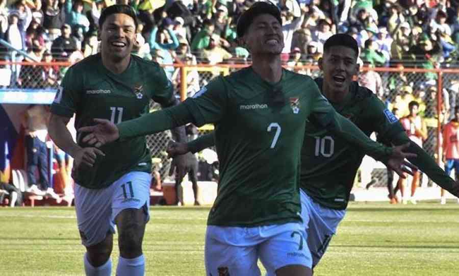 Bolivia vence a Colombia con golazo de Terceros 