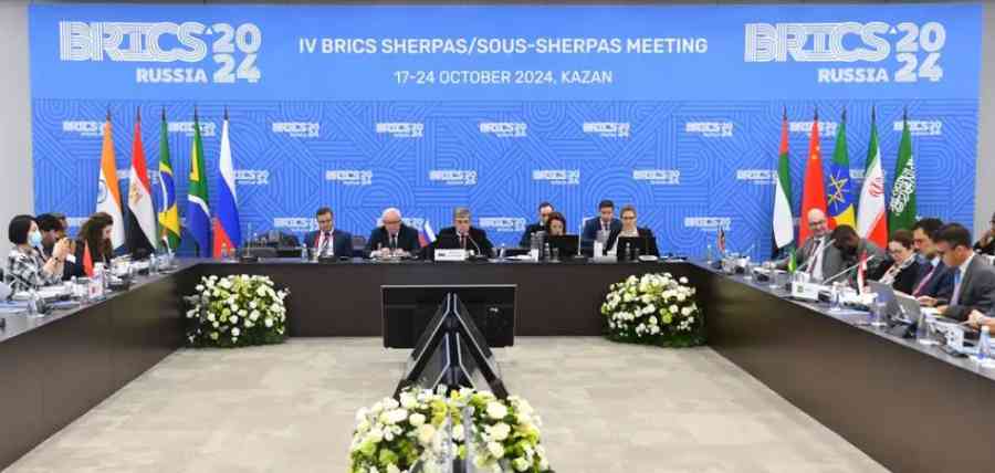 La cumbre de los BRICS arranca en Rusia con reunión informal