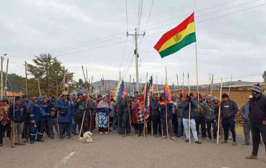 Evistas mantienen 21 puntos de bloqueo y el Gobierno dice que los cortes de rutas están “disminuyendo”