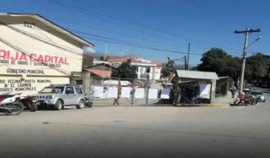 Alcaldía firmó pre-contrato de concesión para la construcción de centro comercial