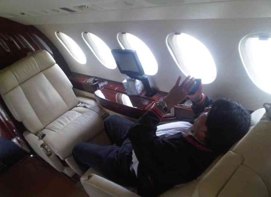 Morales califica de ‘gasto innecesario’ el avión presidencial que compró en 2010
