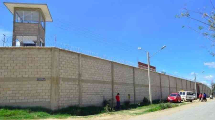 Queman vivo a interno en el penal de Morros Blancos