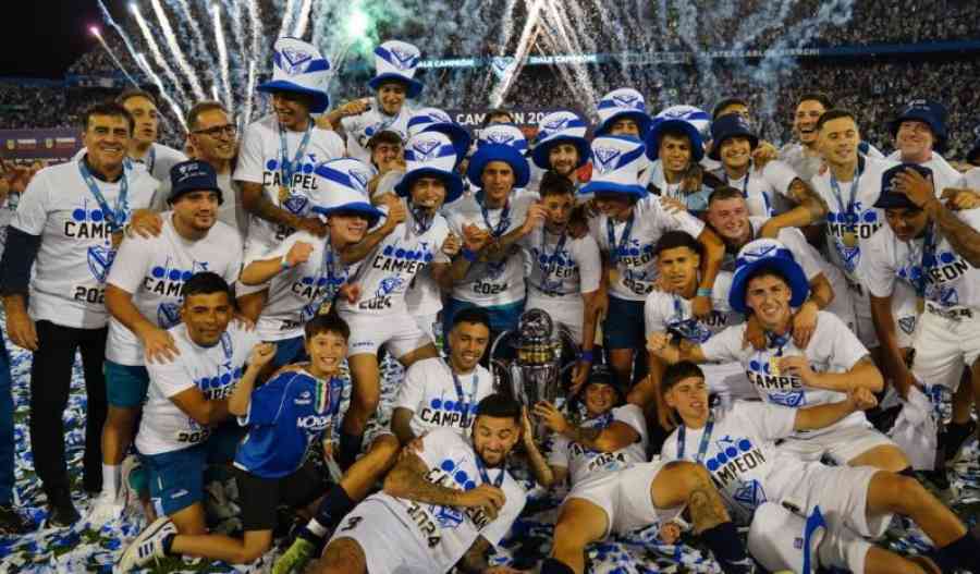 Vélez campeón en Argentina: River a fase de grupos y Boca a fase 2 de la Libertadores