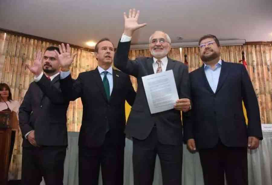 Camacho, Tuto, Mesa y Doria Medina fijan las bases para una alianza electoral