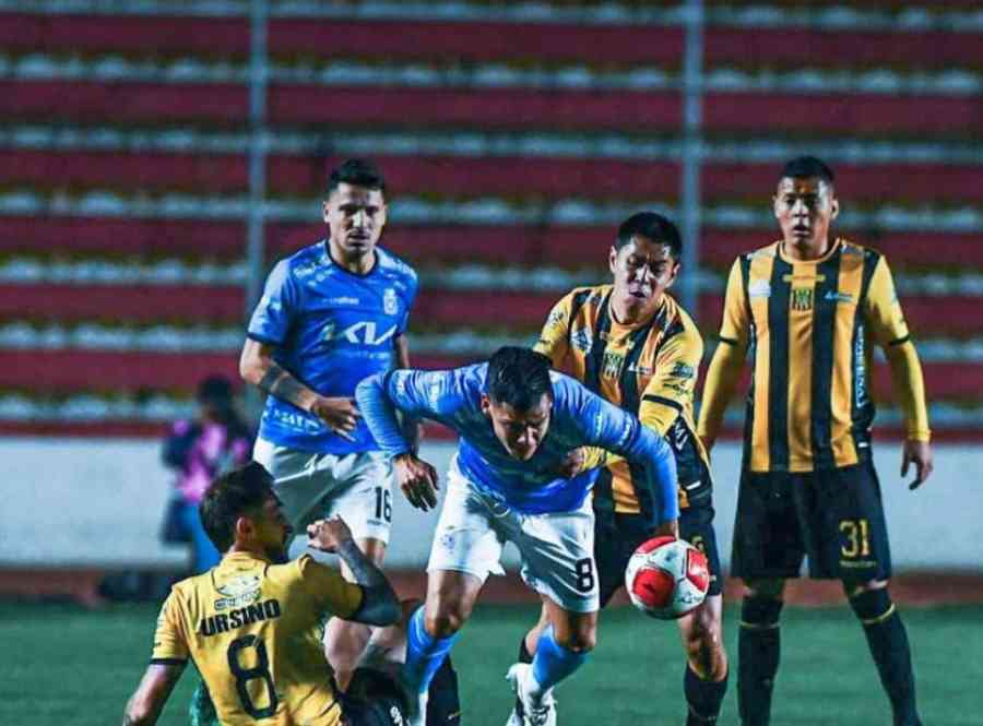 No se podrán firmar contratos en dólares en el fútbol boliviano desde 2025