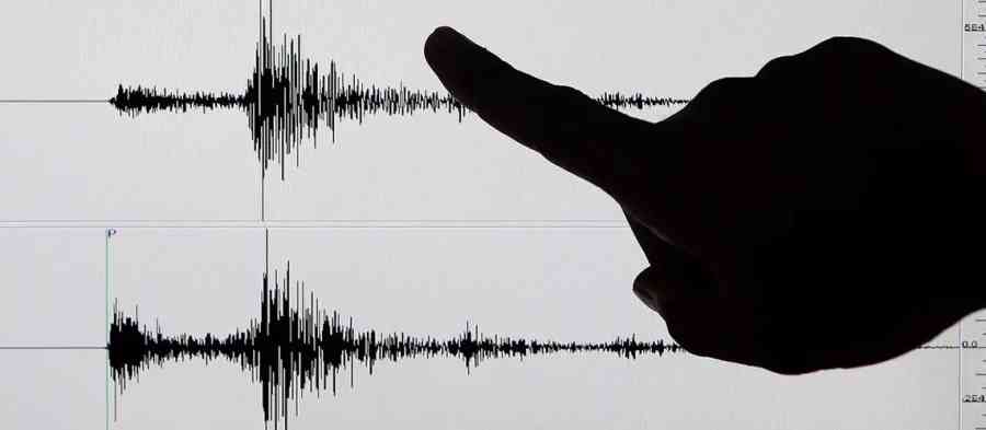 Sismo 6,9 sacude a Japón y lanzan alerta de tsunami