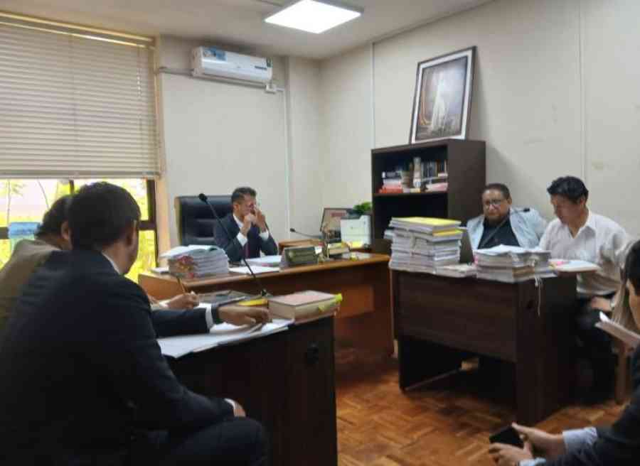 Juez declara en rebeldía a Evo Morales y ordena su aprehensión