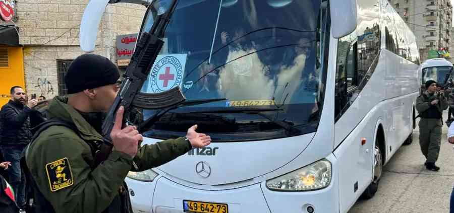 Israel confirma que liberó a 200 detenidos palestinos