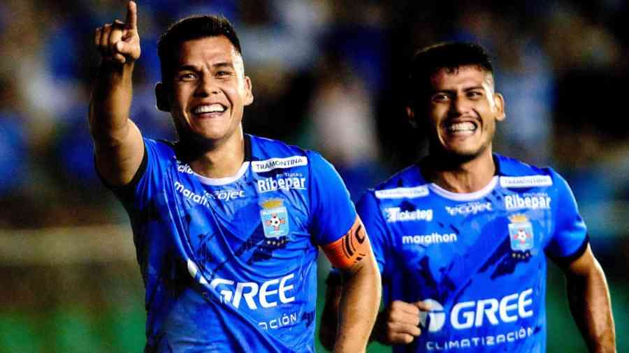 Blooming debutó en la Libertadores 2025 con triunfo (3-2) sobre El Nacional