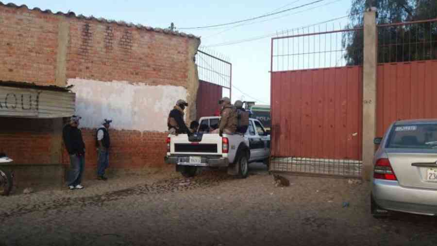 Policía de Tarija desbarata red de microtráfico de droga en el penal de Morros Blancos