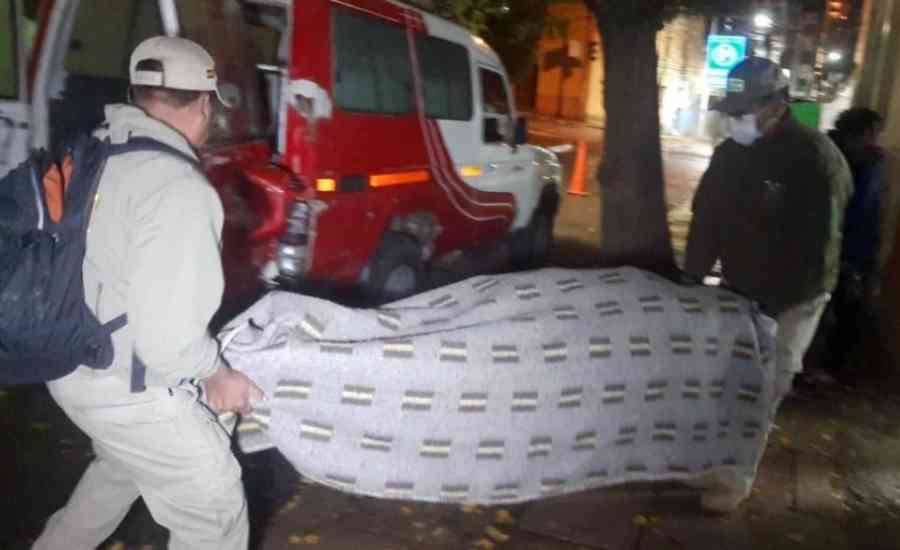 Una joven es encontrada muerta en celdas policiales de Oruro