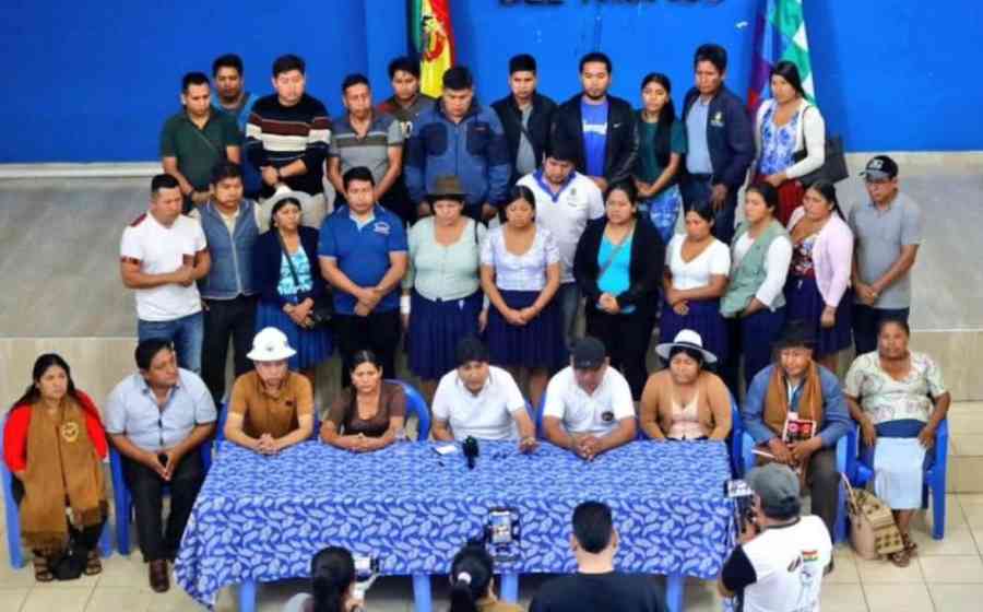 Evo admite “problemas internos” y anuncia que aún no inscribirá candidatos el viernes