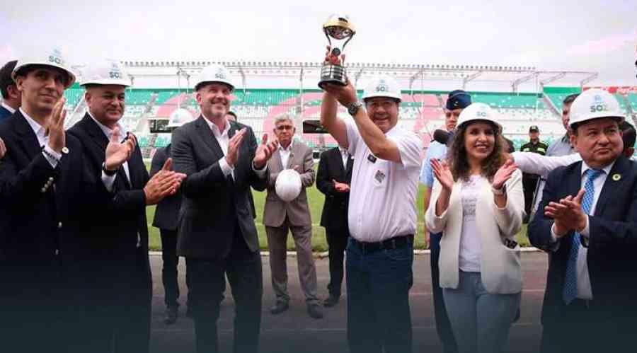 Presidente de la Conmebol confirma al Tahuichi como sede de la final de la Copa Sudamericana