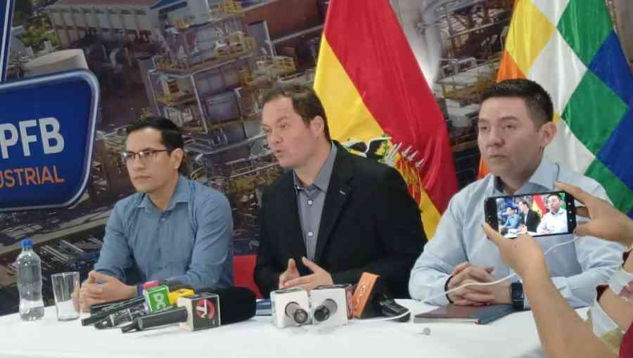 YPFB incorpora terminal de Mejillones para la importación de combustibles y anuncia la llegada de 70 millones de litros