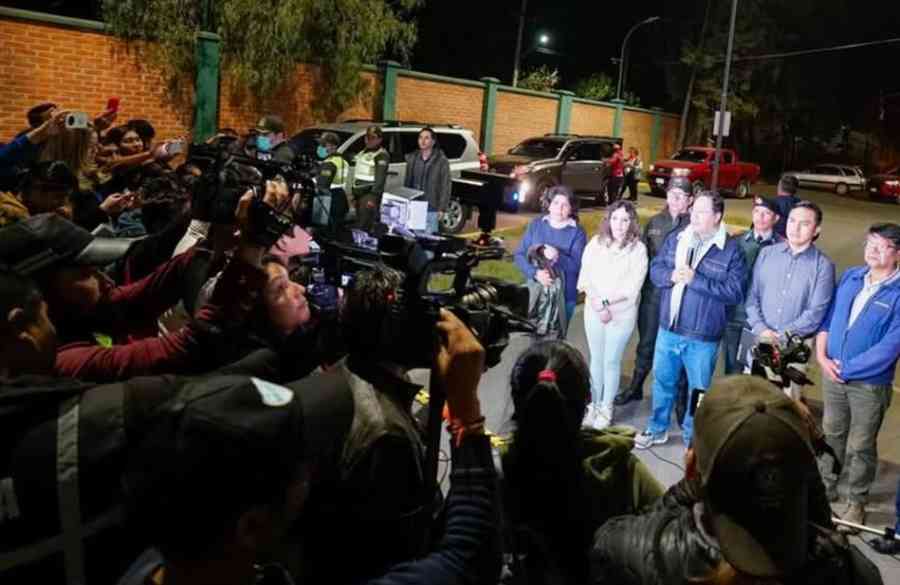 El Presidente no renunciará y revela que en 2019 hubo un ‘golpe’ por caprichos de Evo