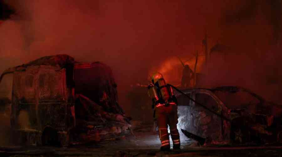 Irán e Israel intensifican los ataques y piden a sus poblaciones que se refugien