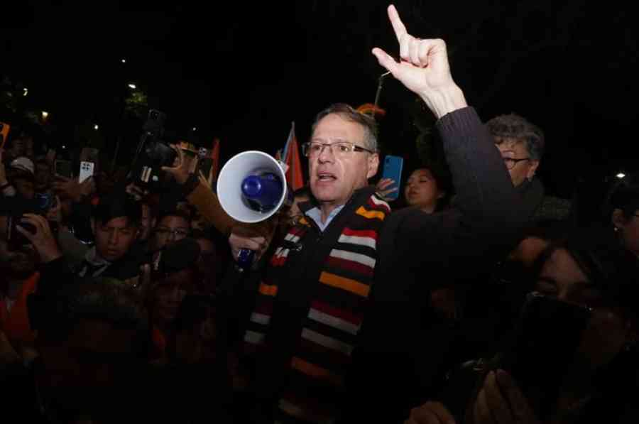 Dunn obtiene su solvencia fiscal y es inscrito por NGP como su candidato