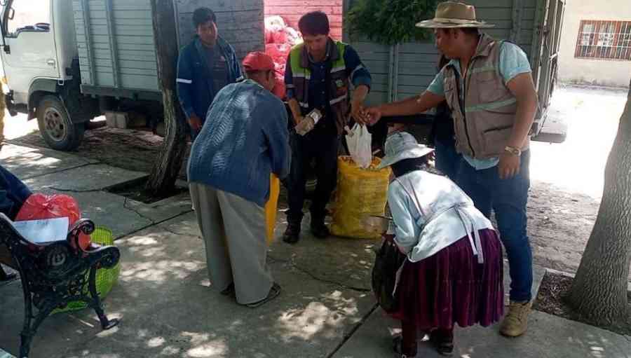 Gobernación confirma licitación de la canasta alimentaria para adultos mayores en Tarija