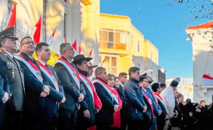 Gobernador rinde homenaje a Tarija en su 451 aniversario y destaca desarrollo y espíritu de su gente
