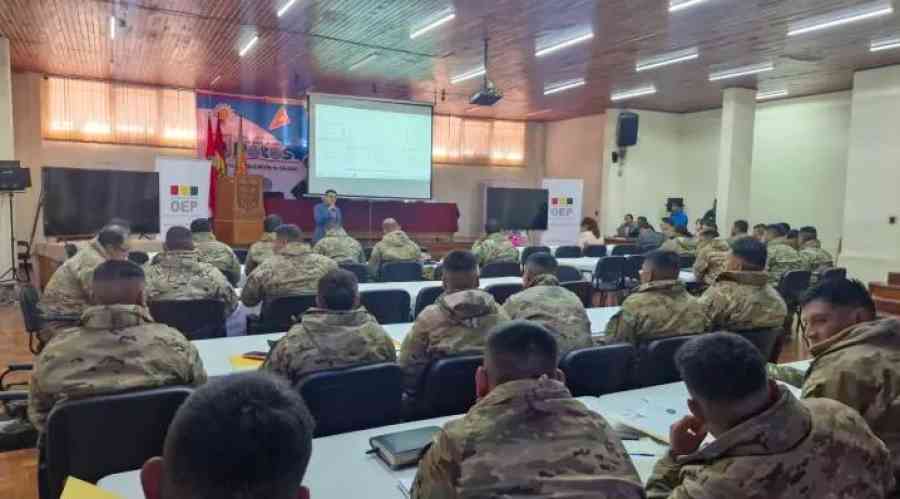 El Órgano Electoral capacita a militares y policías en cadena de custodia