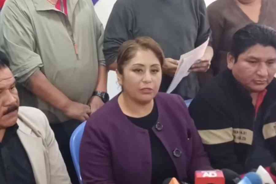 Luego de amenazar con muertes, Nina se declara víctima de acoso
