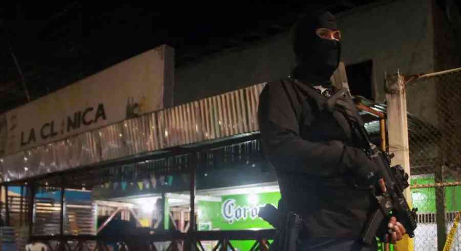 Ecuador: masacre frente a discoteca deja ocho muertos