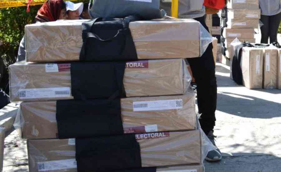 Con un explosivo impiden el ingreso de material electoral a una comunidad de Cochabamba