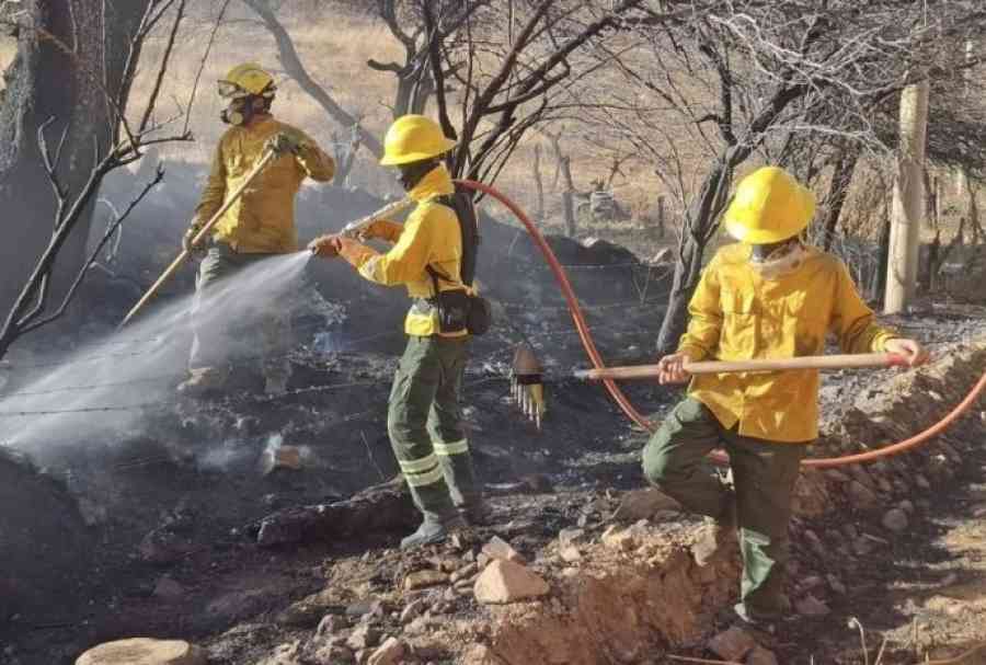 Tarija: Policía indaga qué originó el incendio en Erquis Sud