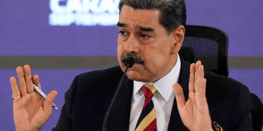 Maduro amenaza con "lucha armada" si agreden a Venezuela