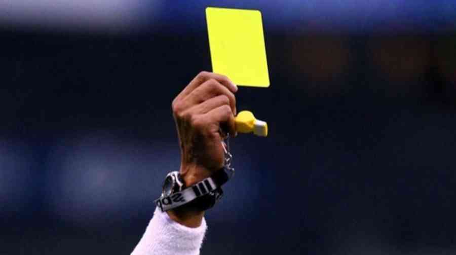 IFAB propone que el VAR intervenga en segundas amarillas