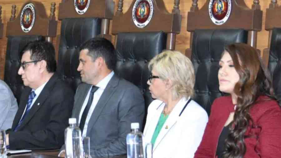 Un tribunal de La Guardia manda a aprehender a cuatro autoprorrogados