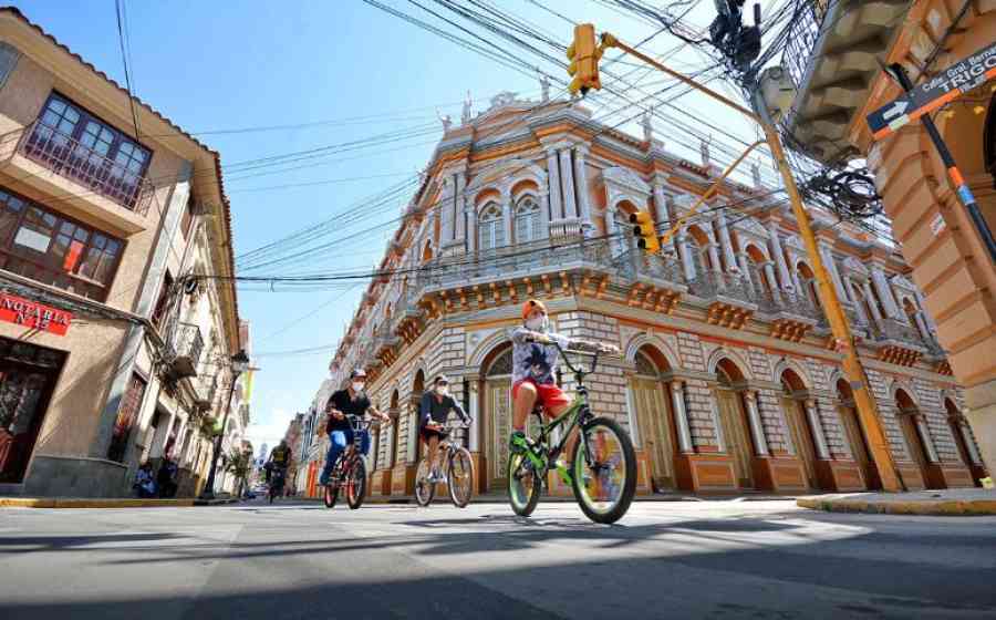 Municipio de Tarija anuncia restricciones por el Día del Peatón y del Ciclista este 30 de noviembre