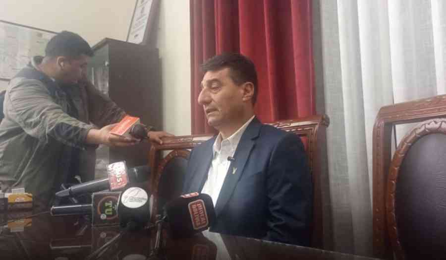 Alcalde Jhonny Torres anuncia que en enero se definirán las tarifas del transporte público en Tarija