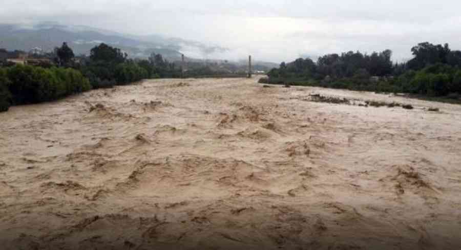 Bomberos de Tarija rescatan a una adolescente arrastrada por el río Guadalquivir