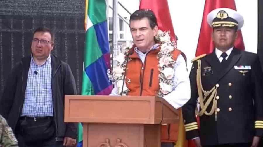 Presidente Paz pide hacer de Bolivia “una potencia minera”, con reglas claras y sin vender la patria